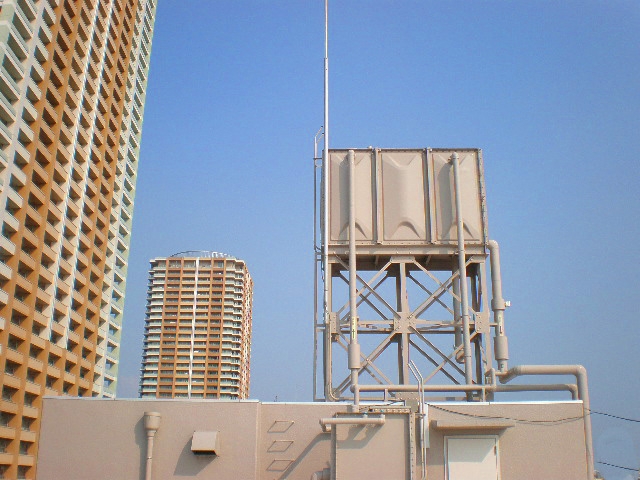 貯水槽清掃とは？必要性や作業の内容・流れ・費用について