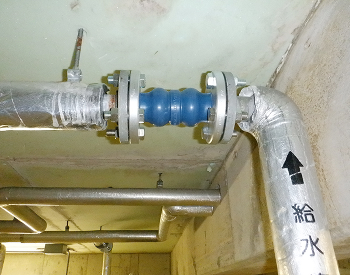 Restoration Response to Water Leakage, Blockages, and Water Outages by Specialized Contractors